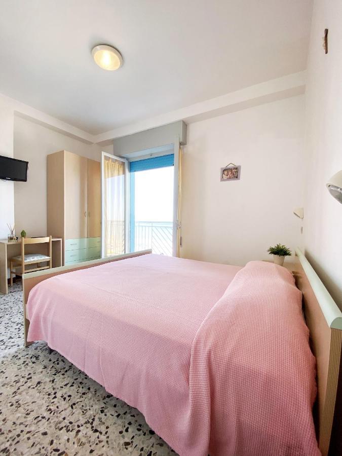 Hotel Dinarica マロッタ エクステリア 写真