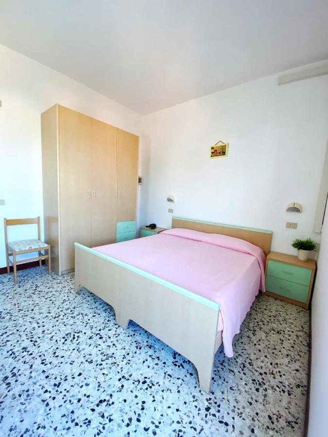 Hotel Dinarica マロッタ エクステリア 写真