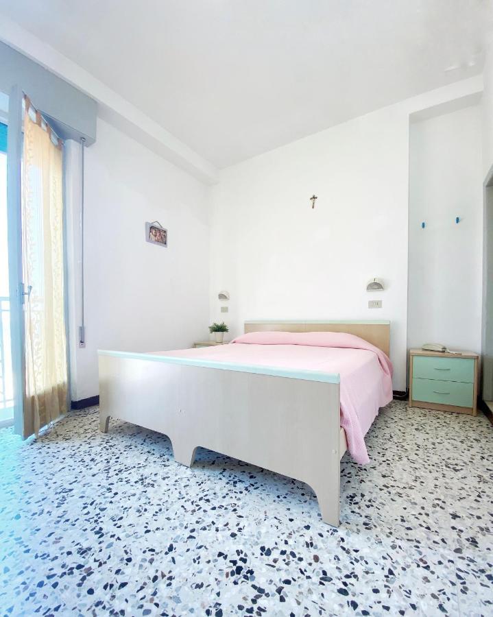 Hotel Dinarica マロッタ エクステリア 写真