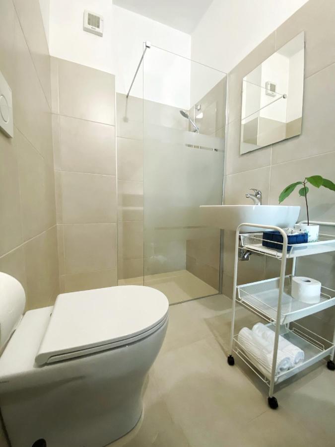 Hotel Dinarica マロッタ エクステリア 写真