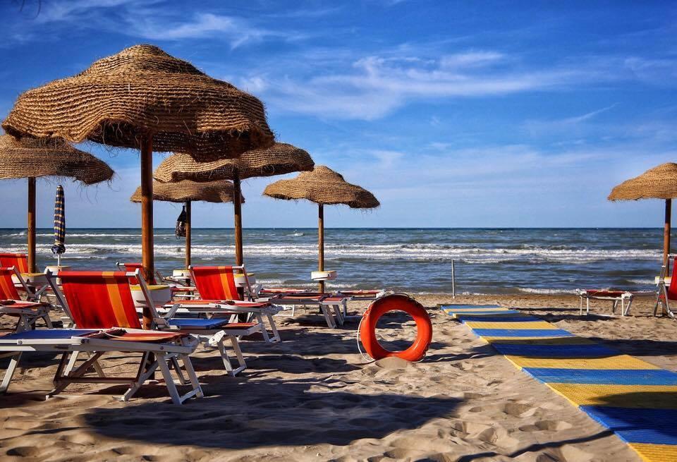 Hotel Dinarica マロッタ エクステリア 写真