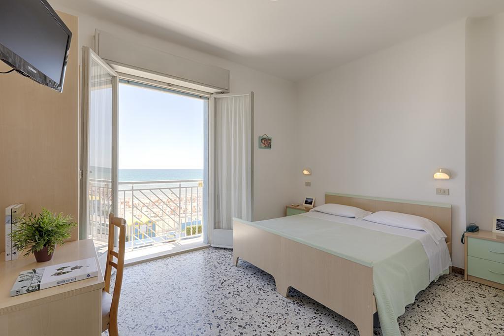 Hotel Dinarica マロッタ エクステリア 写真
