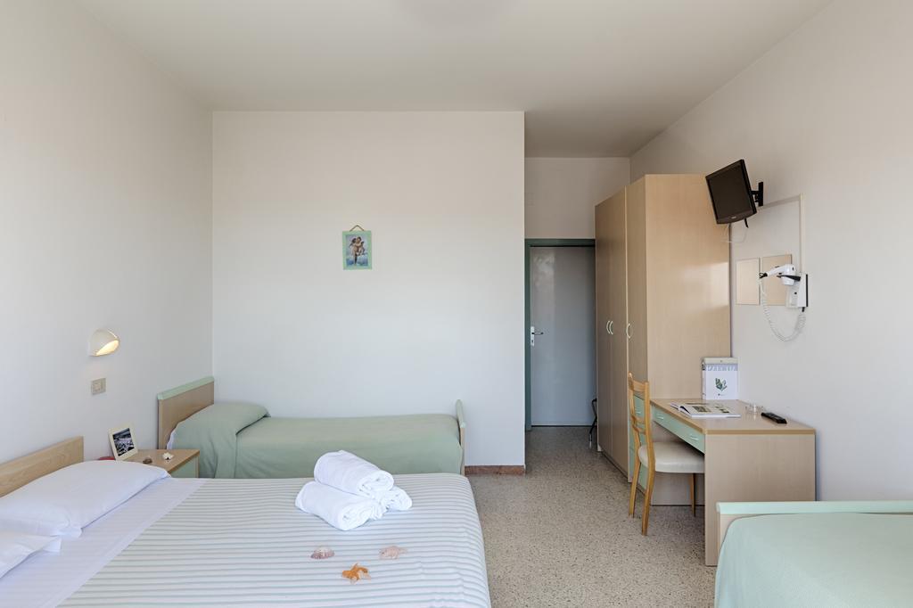 Hotel Dinarica マロッタ エクステリア 写真