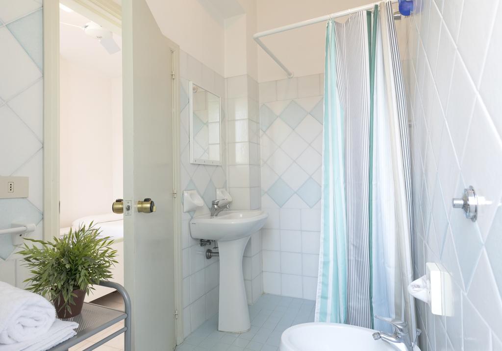 Hotel Dinarica マロッタ エクステリア 写真